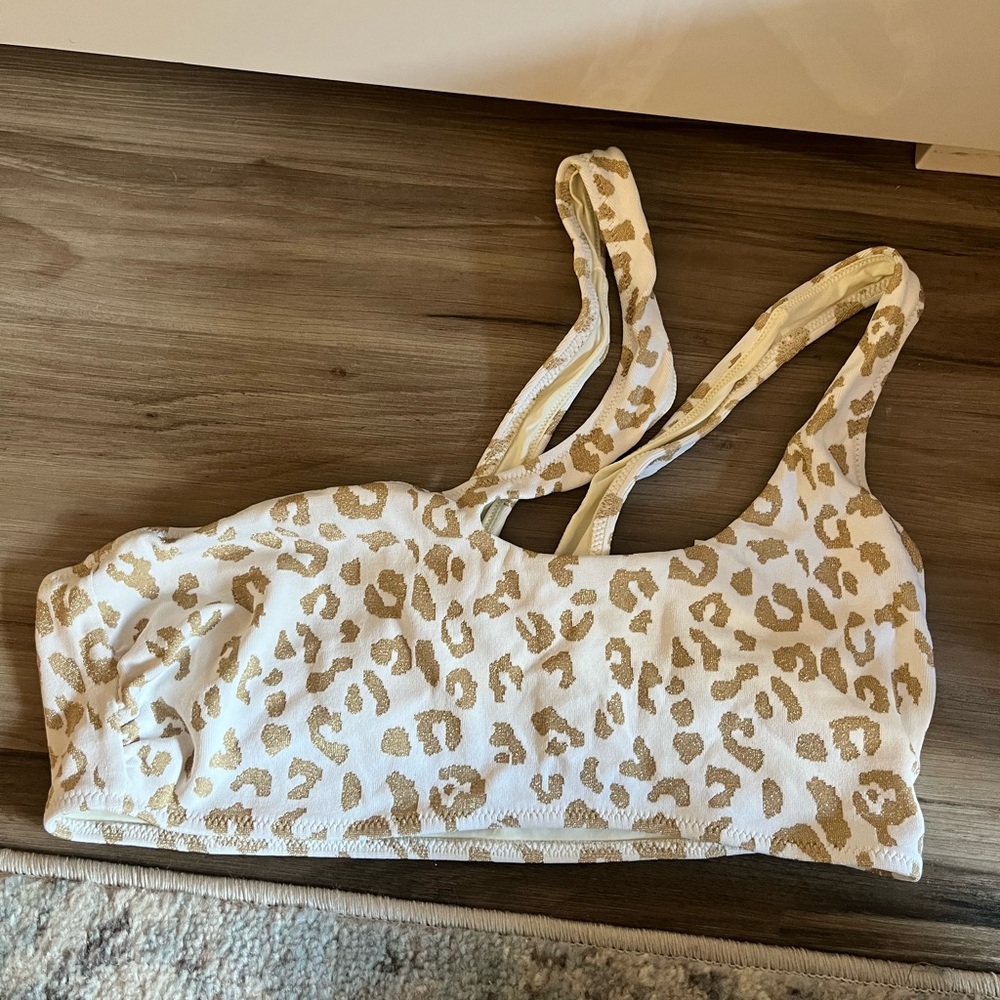 SOLID AND STRIPED NWT gold leopard top size XL